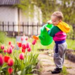 Jak motywować maluchy do zabawy w ogródku